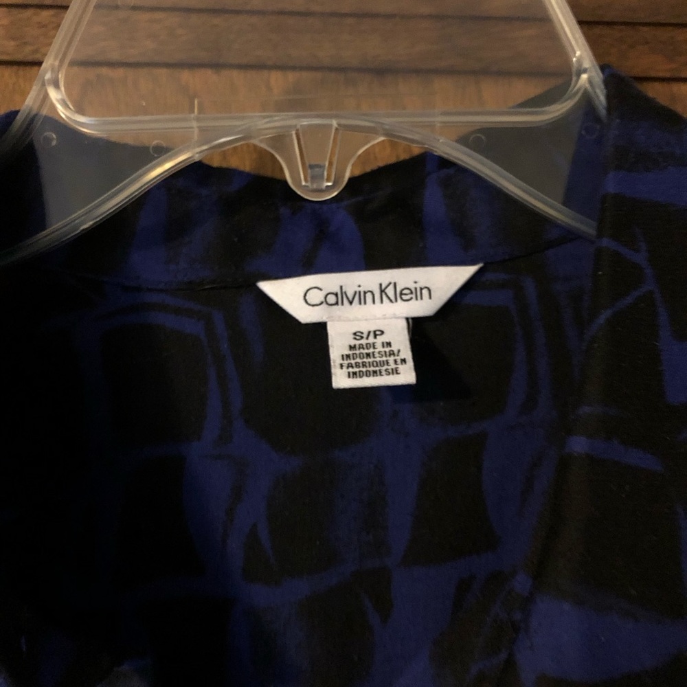 Calvin Klein button up - Picture 2 of 4